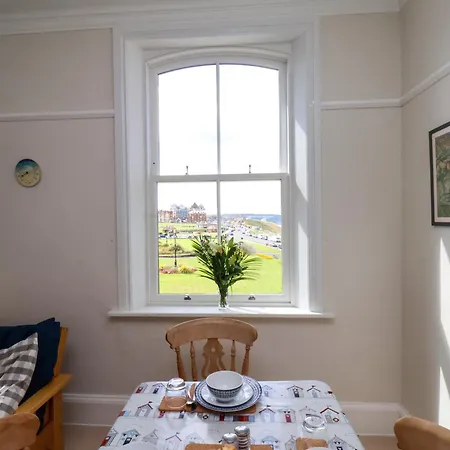 Royal View * Whitby